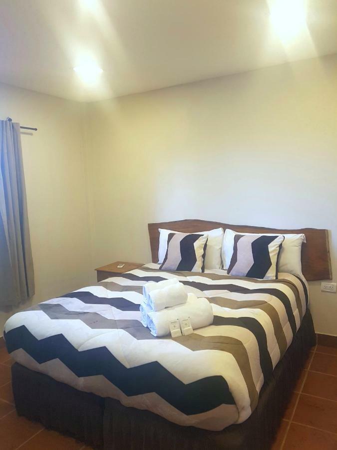 Ambay Suites & Dorms ปูแอร์โตอีกวาซู ภายนอก รูปภาพ